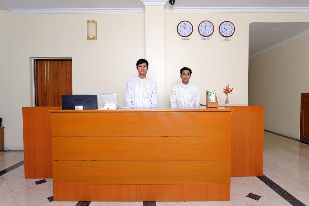 Apex Hotel Naypyidaw Ngoại thất bức ảnh