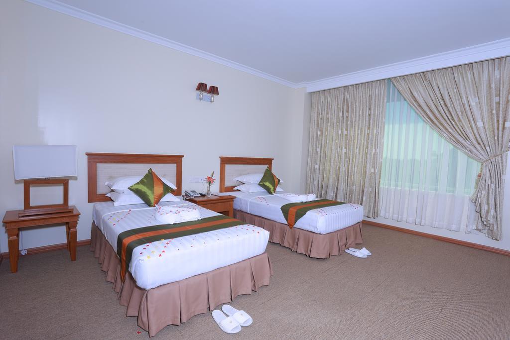 Apex Hotel Naypyidaw Ngoại thất bức ảnh