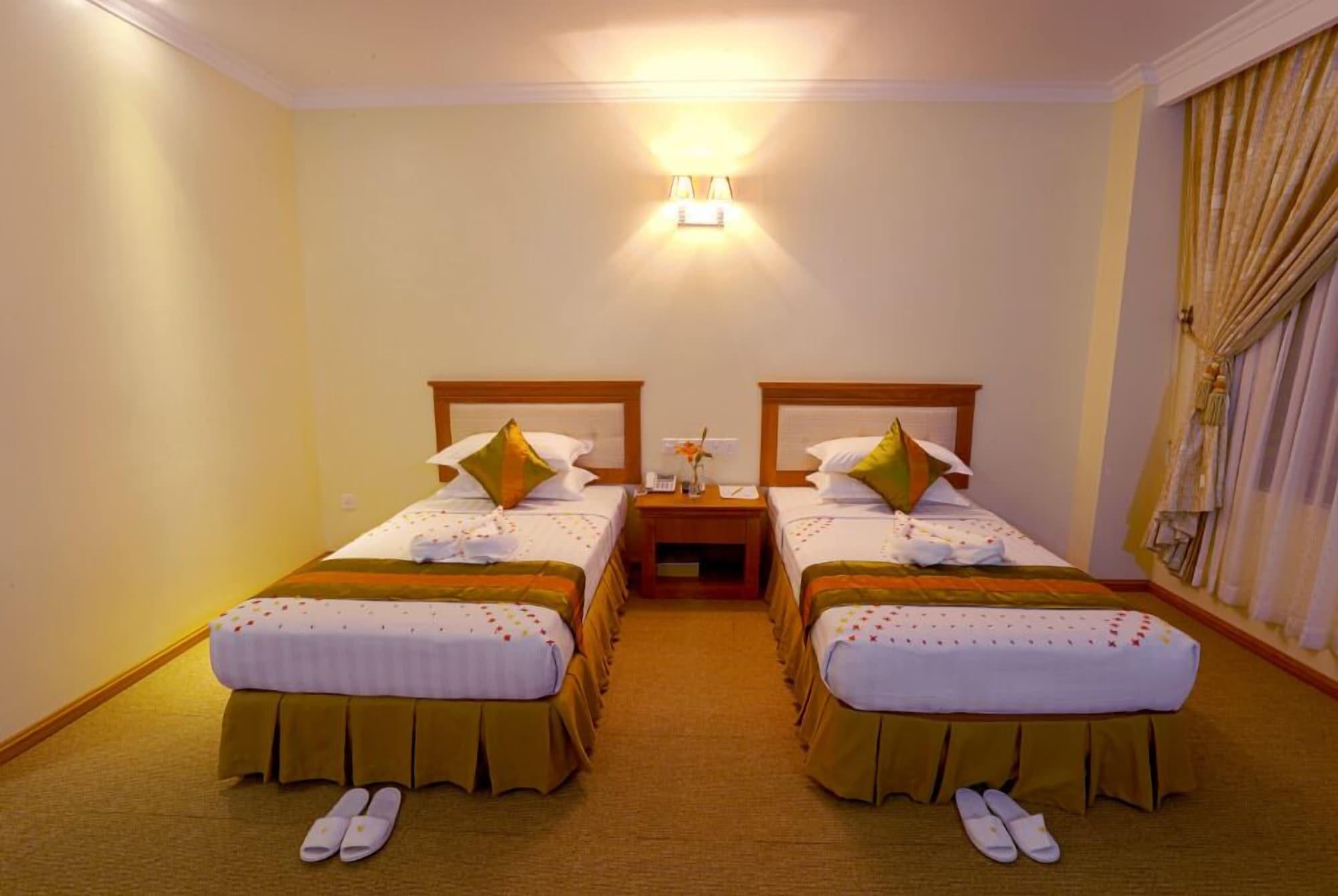 Apex Hotel Naypyidaw Ngoại thất bức ảnh