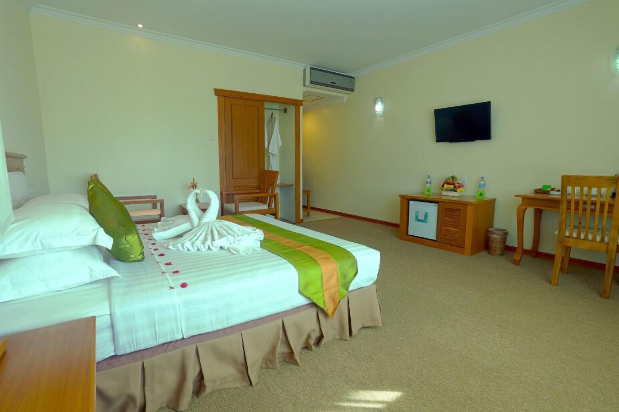 Apex Hotel Naypyidaw Ngoại thất bức ảnh
