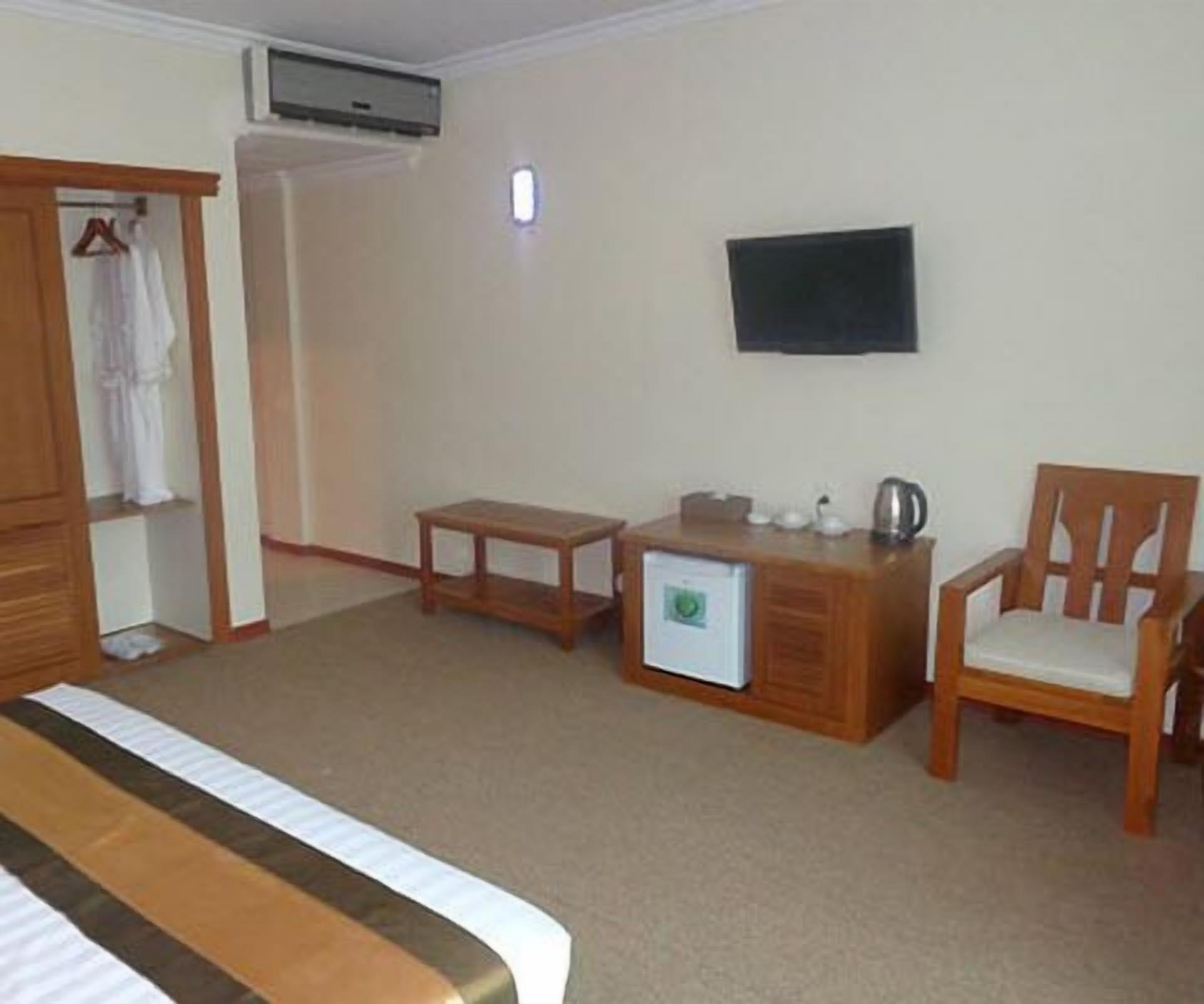 Apex Hotel Naypyidaw Ngoại thất bức ảnh