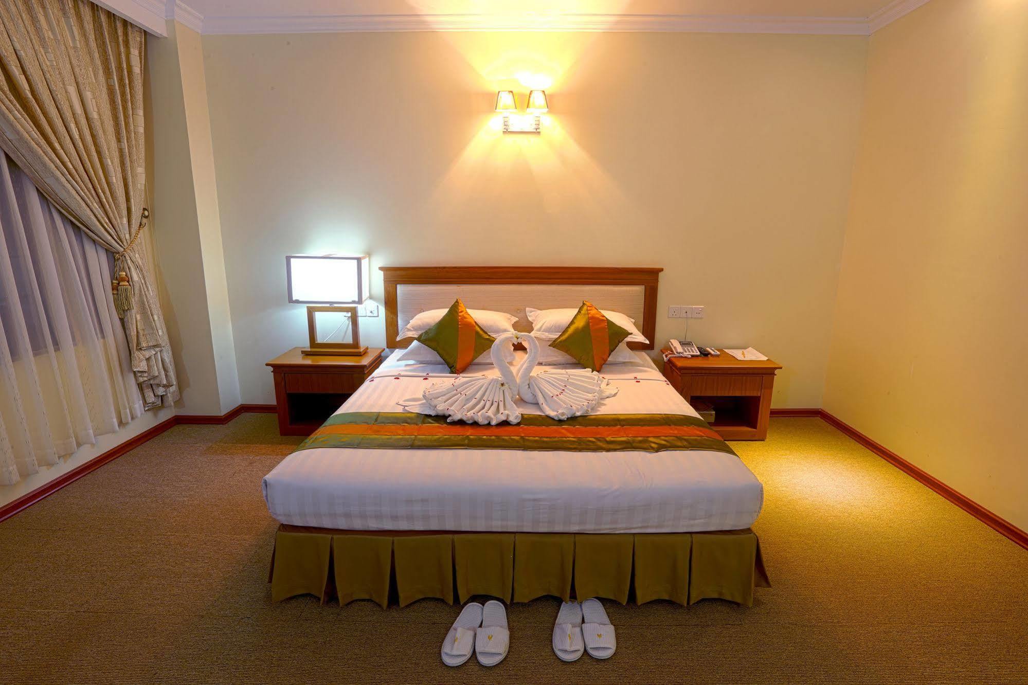 Apex Hotel Naypyidaw Ngoại thất bức ảnh